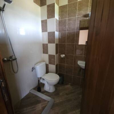 bathroom 8