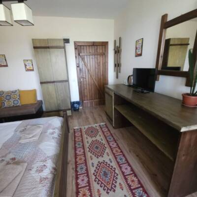 room 8
